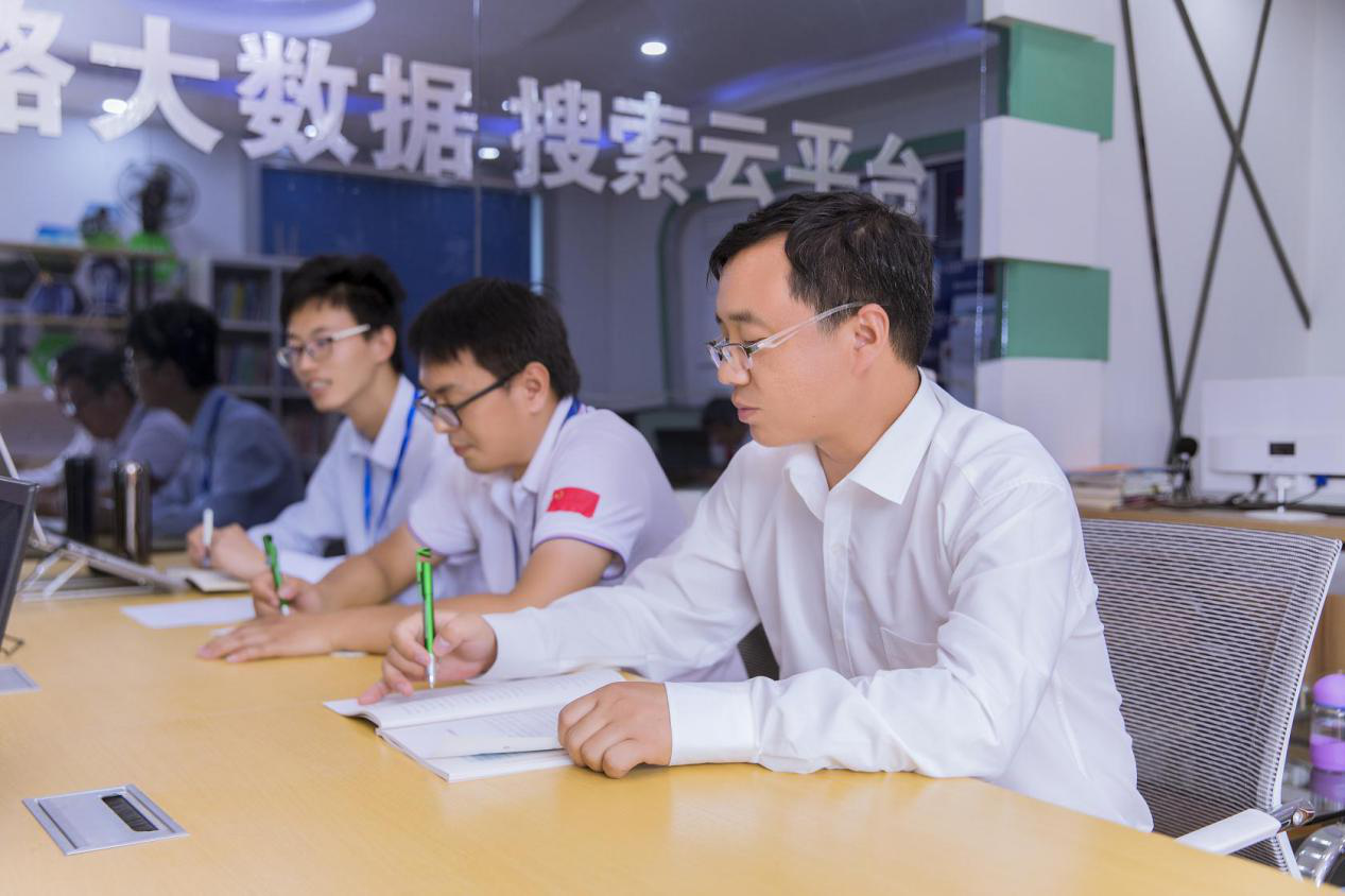 @來新華，給你一個燦爛的前程